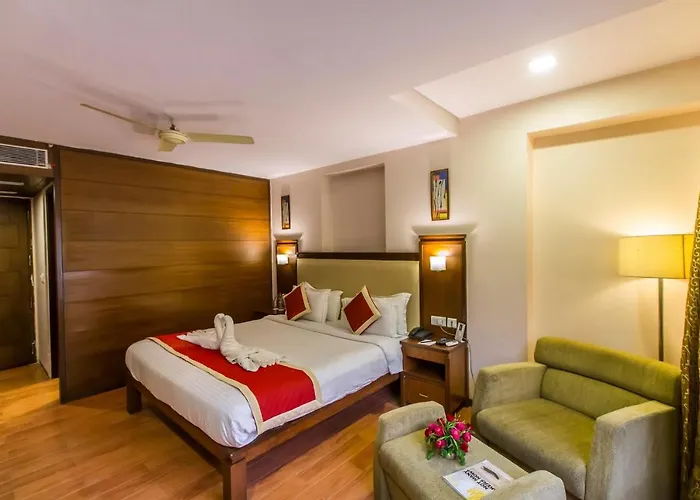 Hotel Golden Manor